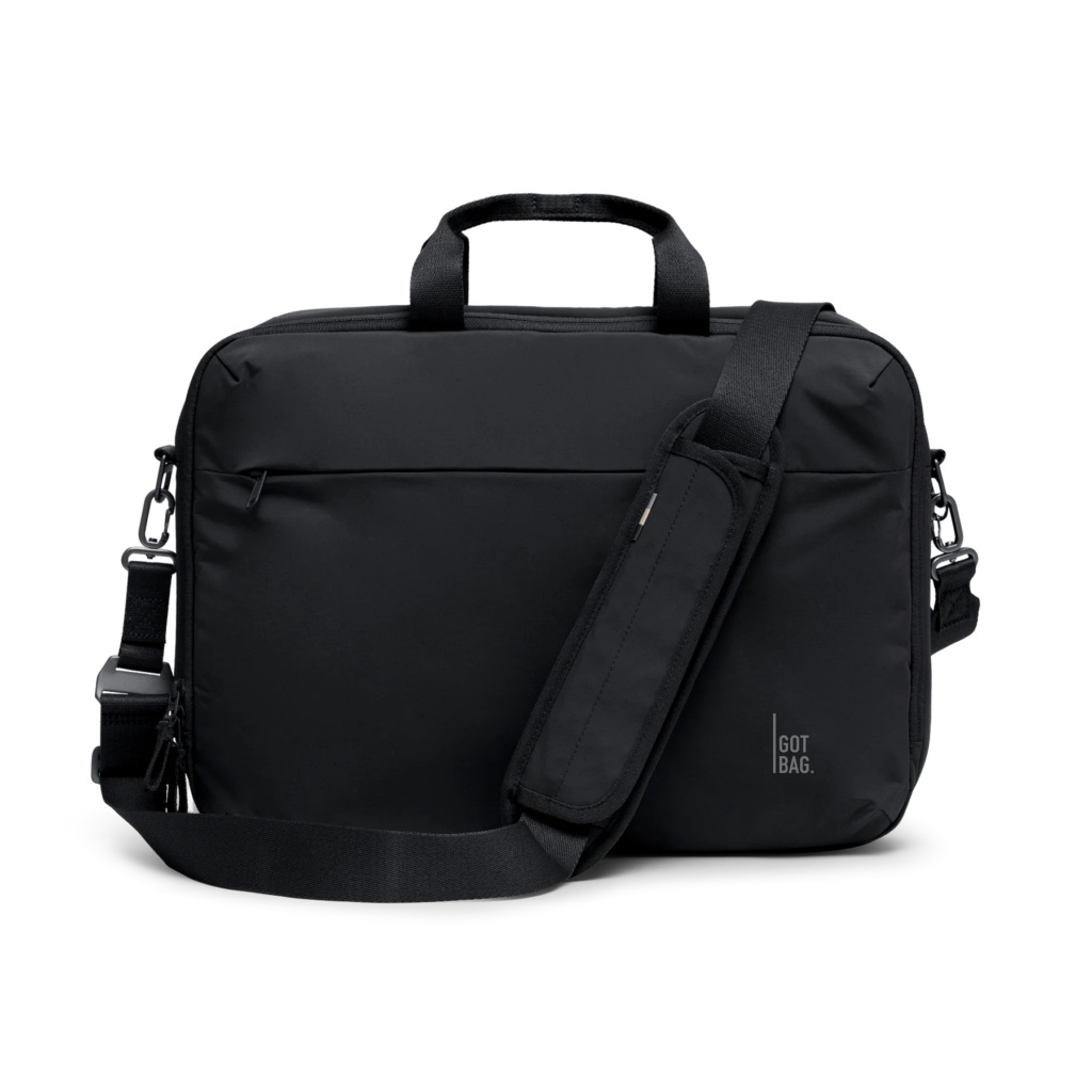 COMMUTERBAG Tasche in black (Schwarz) als Studioaufnahme in Frontansicht.